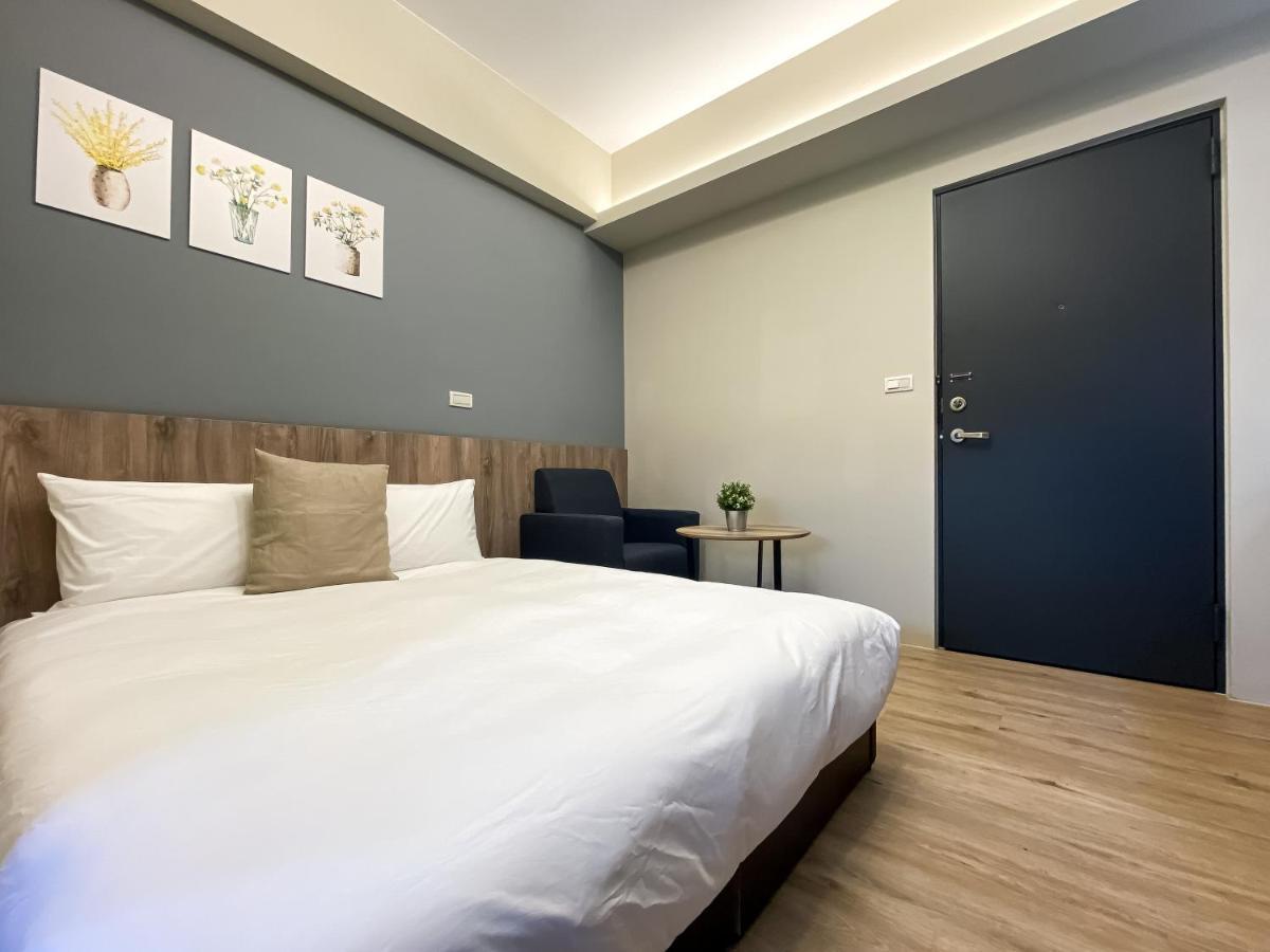 想想旅居 Allegro Hostel Taichung Extérieur photo